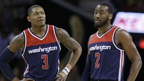NBA／淚崩！畢爾道別8年搭檔牆哥
NBA,華盛頓巫師,John Wall,Bradley Beal
美聯社／達志影像