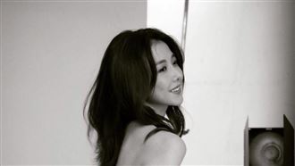 上空婚紗照辣爆！邵雨薇：捎來好消息