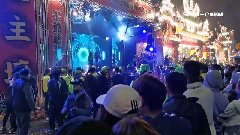 夜巡放炮惹民怨　廟方承諾檢討改進