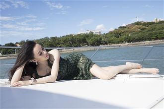 52歲蕭薔倒奶解放　再洩神級長腿