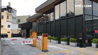 8銀髮族集資1.2億　買地租星巴克