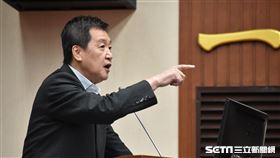 國民黨立委費鴻泰質詢（圖／記者李國綸攝影）