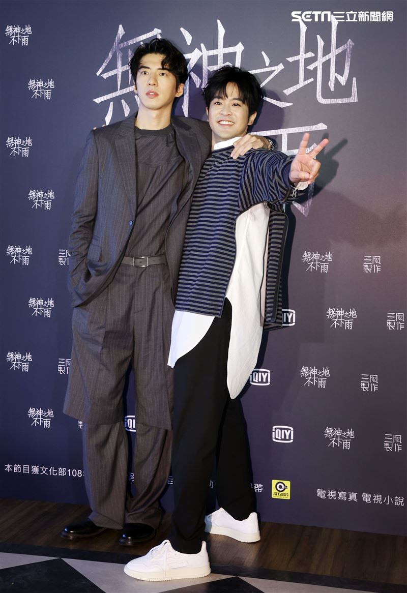 「無神之地不下雨」演員傅孟柏、顏毓麟。（記者邱榮吉/攝影）