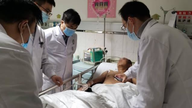 男子突揮刀自宮　醫花8小時阻練神功