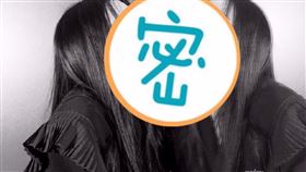 迪麗熱巴,照片,起床,慵懶,頹廢,造型　（圖／翻攝自芒果影音）