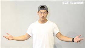 曾奕翔三立新聞網專訪。（記者邱榮吉/攝影）