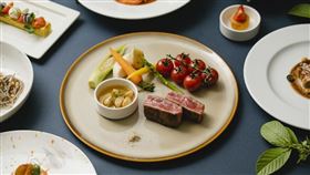 慕軒飯店推出雙12限定住宿與餐飲優惠。（圖／業者提供）