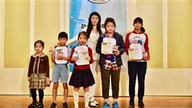 ▲高雄山達基教會辦理第六屆「為人權而團結」繪畫活動頒獎典禮。（圖／業者提供）