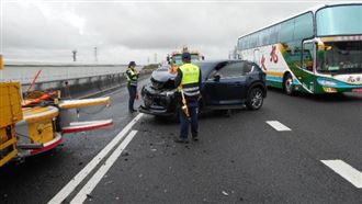 新／國道追撞　靠「它」保住5條人命