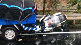 南投縣警察局,交通隊,意外,自撞