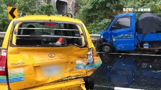 天雨路滑連環撞　同路段2小時5車禍