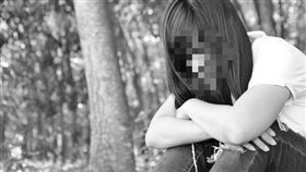 分手、沮喪、難過、哭泣／pixabay