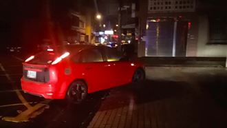 通緝犯裝病突襲警逃脫　起底身分曝光