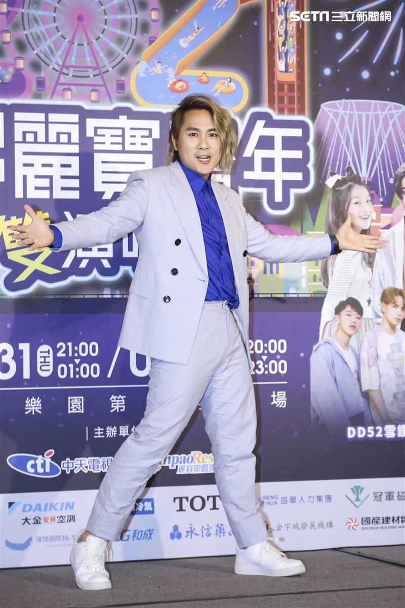 王仁甫、安心亞、嚴立婷、Apple出席《台中麗寶跨年雙演唱會》記者會 。（圖／記者楊澍攝影）