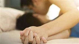 性愛,做愛,性關係,性行為,情侶,夫妻,恩愛(圖/PIXABAY)