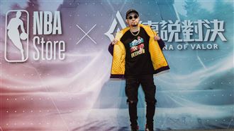 公仔櫃遇強震　熱狗女友錄下驚人一幕