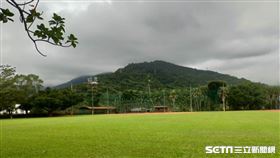 ▲花蓮馬太鞍光復國小球場李正雄陳劍榮周思齊羅國華。（圖／記者蕭保祥攝影）