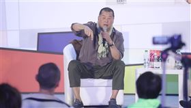 台北書展　黎智英張大春對談（2）2019台北國際書展第3天，壹傳媒創辦人黎智英（圖）14日下午與作家張大春對談「讀書與寫作」，黎智英也和現場民眾分享讀書心得。中央社記者張新偉攝　108年2月14日