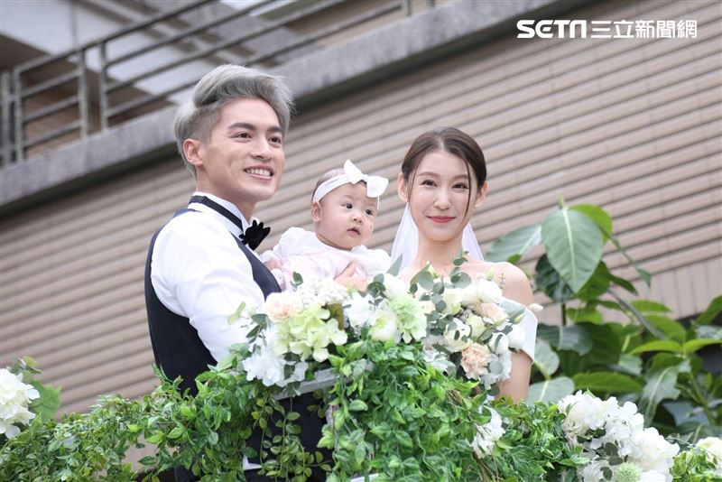 許孟哲與趙孟姿舉行婚宴，藝人孫協志、王仁甫、小刀、季芹、楊晨熙、張文綺、賈永婕出席。（圖／記者楊澍攝影）