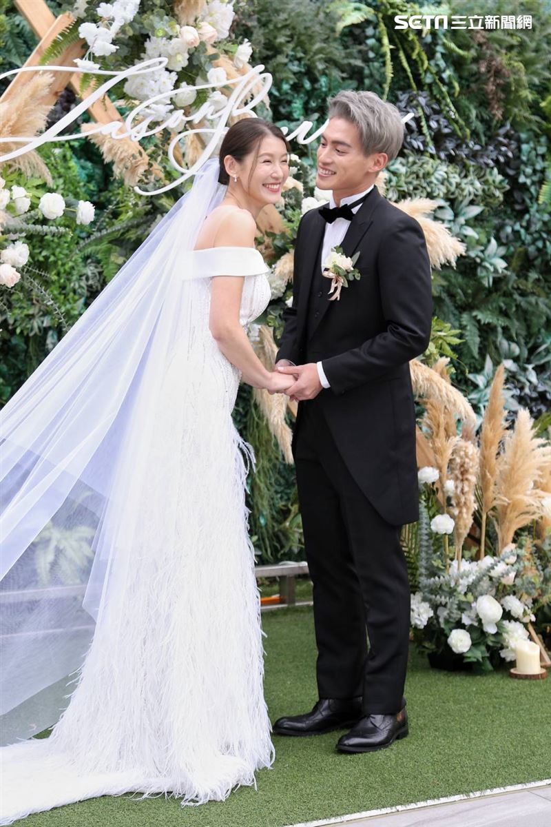 許孟哲與趙孟姿舉行婚宴，藝人孫協志、王仁甫、小刀、季芹、楊晨熙、張文綺、賈永婕出席。（圖／記者楊澍攝影）