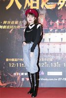 游鴻明、彭佳慧、郭彥均、羅宏正、屈中恆、風田、謝佳見出席觀賞《火焰之舞》。（圖／記者楊澍攝影）