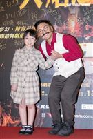 游鴻明、彭佳慧、郭彥均、羅宏正、屈中恆、風田、謝佳見出席觀賞《火焰之舞》。（圖／記者楊澍攝影）