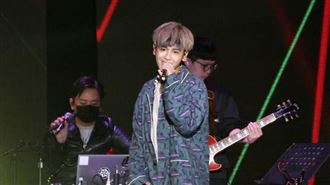 5度嗨唱耶誕城　鼓鼓驚曝年底有驚喜