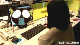 用電腦,網拍,網購,逛網站,上班,消費 （示意圖／資料照）