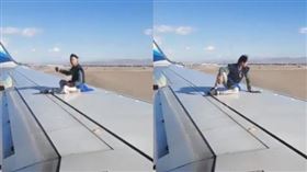 飛機起飛前，突然有1名男子爬上機翼擺pose。（圖／翻攝自翻攝自ErinInWA推特） 