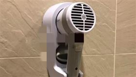 壁掛式吹風機▲。（圖／翻攝自爆怨公社）