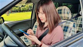 新北市交通局今（14）天宣布路邊停車自助計費App「前30分鐘只要1元」優惠活動將延長至明（110）年12月5日止（圖／翻攝自新北市府官網）
