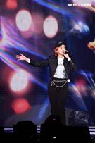 新北耶誕城演唱會9m88、周興哲、許書豪、五堅情、李建軒、李宣榕、玖壹壹、高爾宣、鼓鼓、魚丁糸出席表演。（圖／記者楊澍攝影）