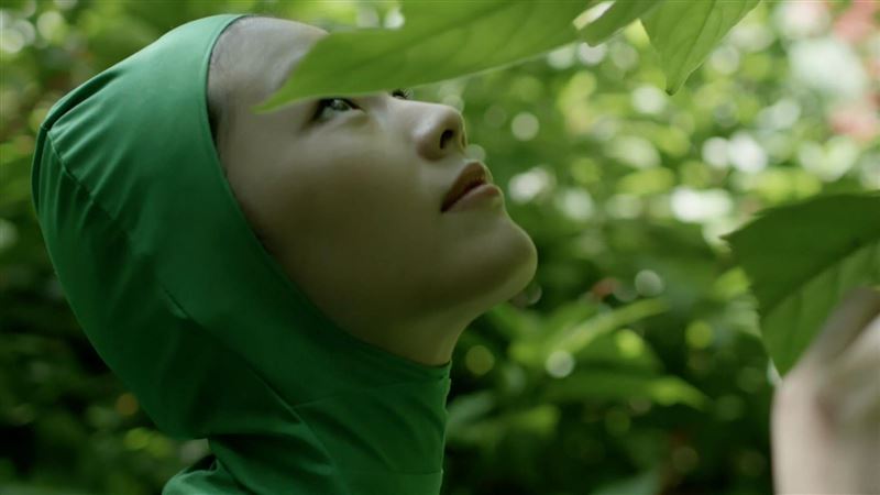 頂牆奔跑全是傷　女星噴恥度恐成禿頭