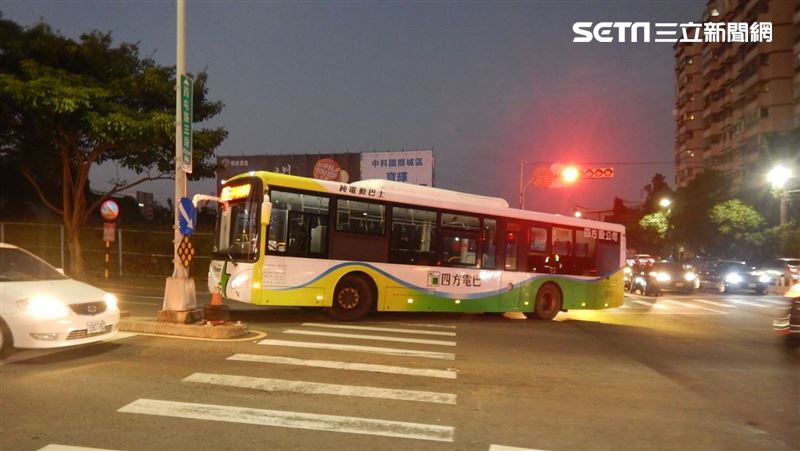 新／台中公車車禍！女高中生雙腿遭輾