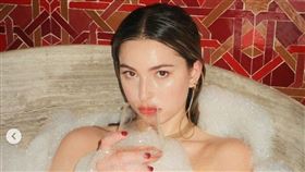 蘋果創辦人賈伯斯小女兒伊芙賈伯斯。（圖／翻攝自evecjobs IG）