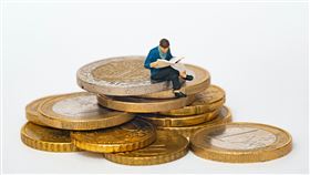 發財,有錢,富翁,樂透。（圖／示意圖／翻攝自unsplash）