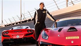 型男影星吳彥祖近年來醉心於賽車活動。（圖／翻攝自吳彥祖IG）