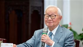 張忠謀（圖／翻攝自蔡英文臉書）