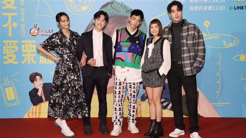 拍戲遭摔地上　李佳穎還原驚悚一瞬間