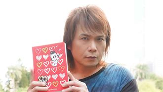 拒看動物凌虐影片　伍佰怒嗆不能理解