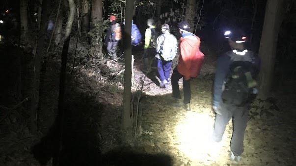 百歲團八唐縱走　天黑不敢走打119