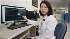 ▲翁慧鈴醫師指出，陰道反覆發炎、漏尿，為熟齡女性常有的問題（圖／大林慈院提供）

