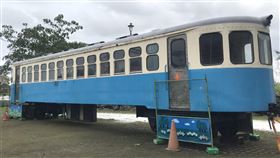 退役東線小叮噹繞千里回花蓮  待整修原放置在台北車站後站懷舊廣場的「東線小叮噹」柴油客車，經花蓮吉安鄉公所爭取，已經悄悄放置在花蓮櫻花鐵道公園，鄉公所正規劃整修車體內外裝，預計趕在110年春節前開放。中央社記者張祈攝  109年12月17日