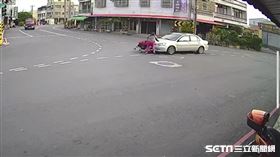 嬰兒車,孫女,三叉路口,車禍,台南