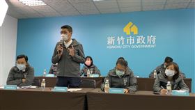 2021台灣燈會交通管制　竹市府宣布因應措施2021台灣燈會將於民國110年2月26日在新竹市登場，竹市府17日宣布，屆時因應特定時間交通管制措施，燈區內10所市立學校將提前放學，並依管制區發放汽車通行證、機車通行證與特殊接駁證等。中央社記者魯鋼駿攝  109年12月17日