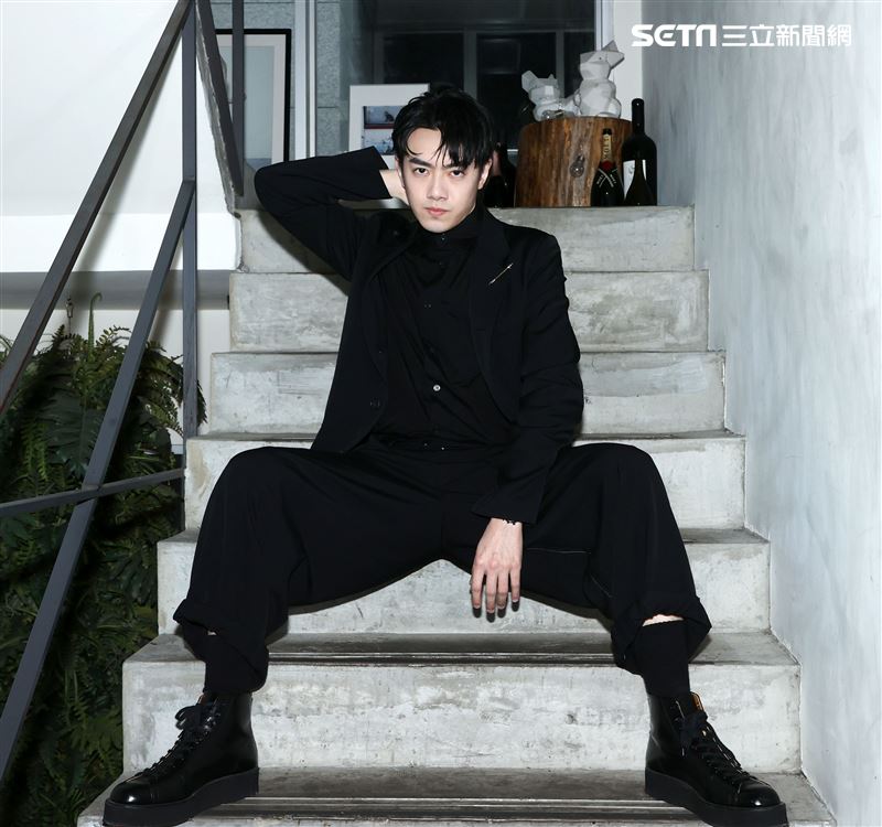 選秀冠軍李友廷三立新聞網專訪。（記者邱榮吉/攝影）