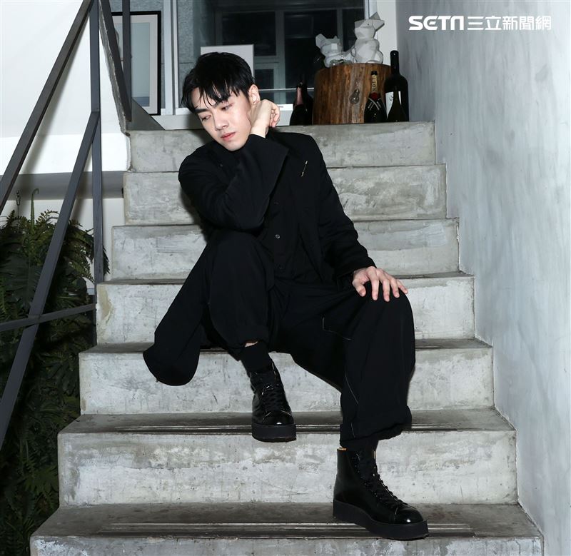 選秀冠軍李友廷三立新聞網專訪。（記者邱榮吉/攝影）