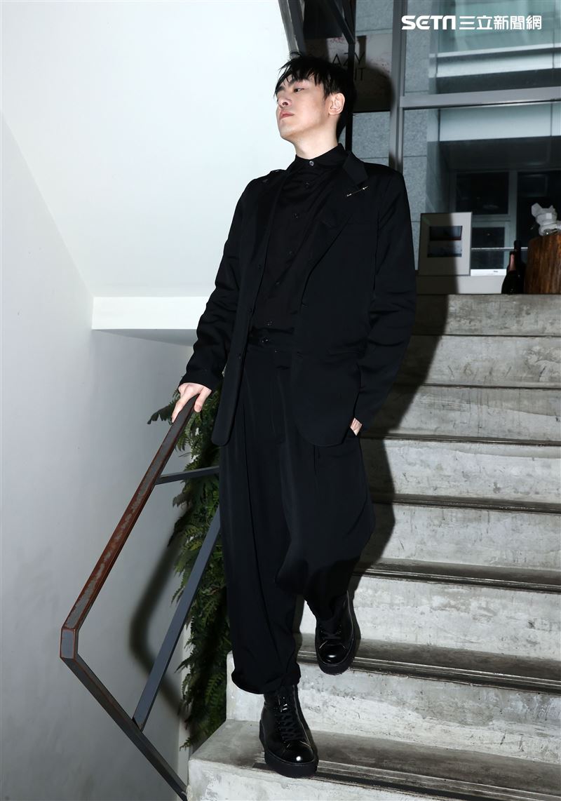 選秀冠軍李友廷三立新聞網專訪。（記者邱榮吉/攝影）