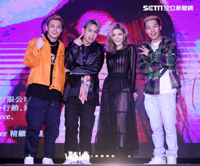 金馬爆乳女神孟慶而單曲發表。（記者邱榮吉/攝影）