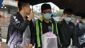 電子秤,哀戚,過橋,喪事(翻攝自 爆笑公社)